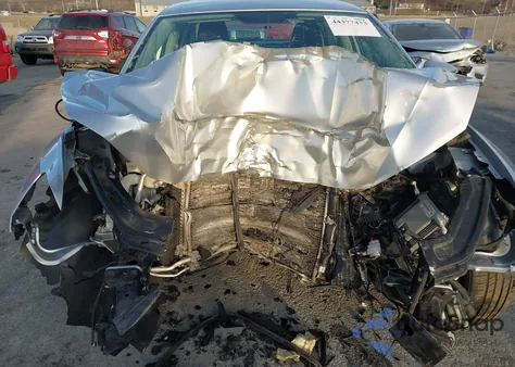 2018 Volkswagen Passat 2.0T R-Line/2.0T S z USA, uszkodzony, nr VIN 1VWAA7A34JC019036